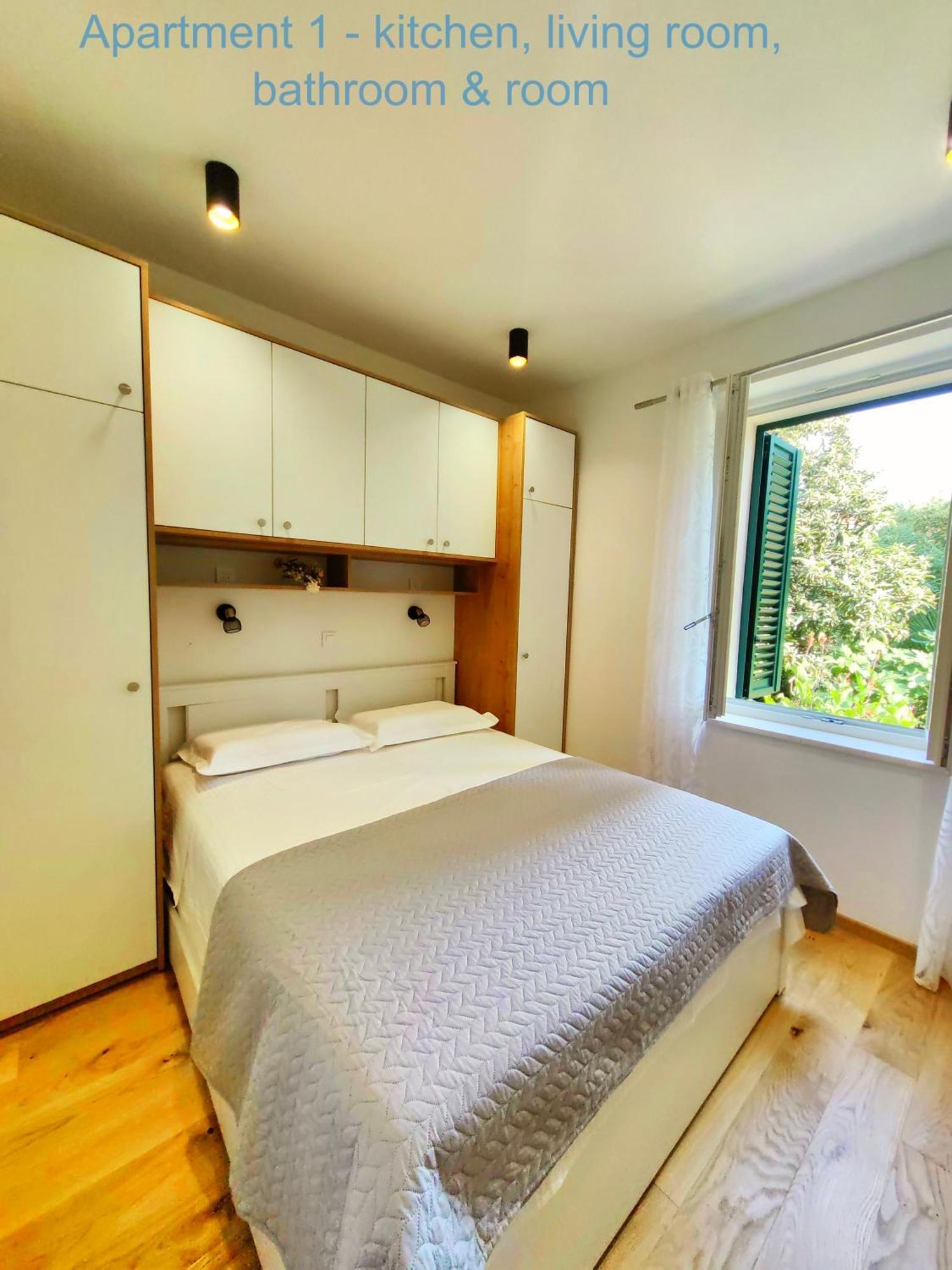 Relax And Enjoy Apartments Split Kültér fotó